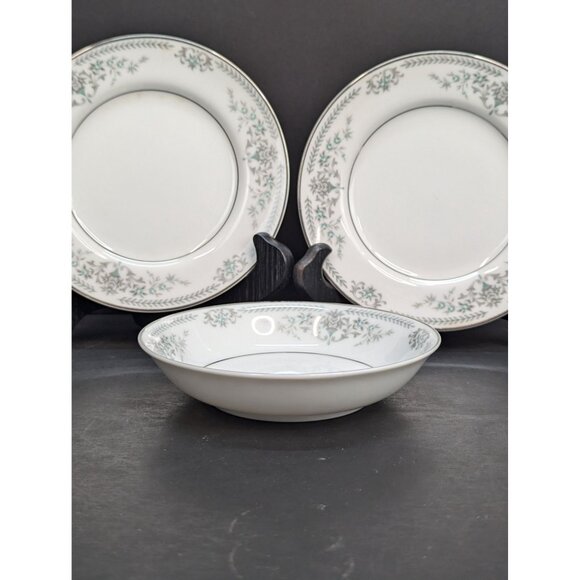 Rose China Japan 3801 Brenda 2 Bread Plate 6 3/8" 1 Berry Bowl 5 1/8" - Picture 3 of 9